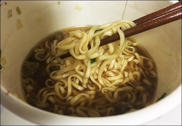 18-nissin-cup-noodle-nazoniku-noodle