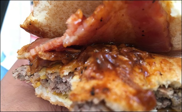 20-macdonalds-texas-burger-fried-onion-source