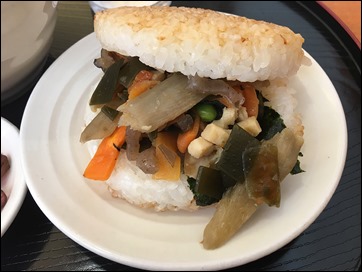 7-mos-burger-irodori-ysai-no-kinpira